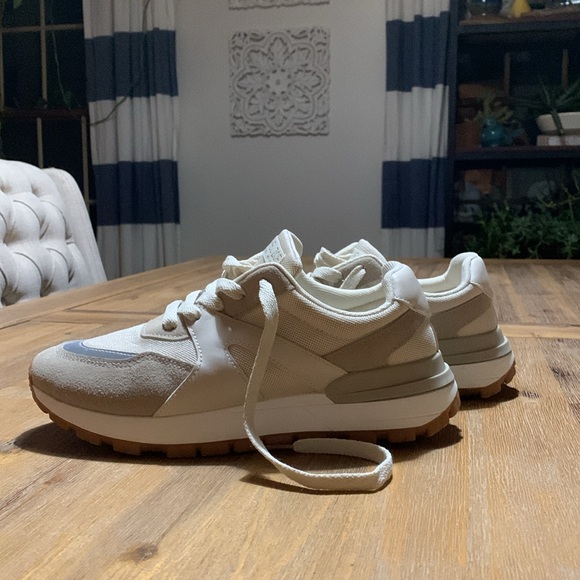 RACHEL ZOE - Sophie Beige & Taupe Retro Mesh Lace Up Cushion Sneakers Size 8.5 - Picture 8 of 16